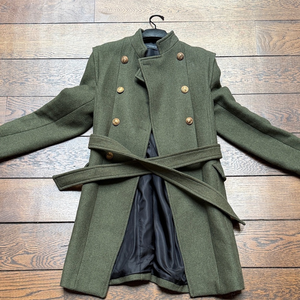 Zara Green Double-Breasted Coat with. Belt XS Never worn